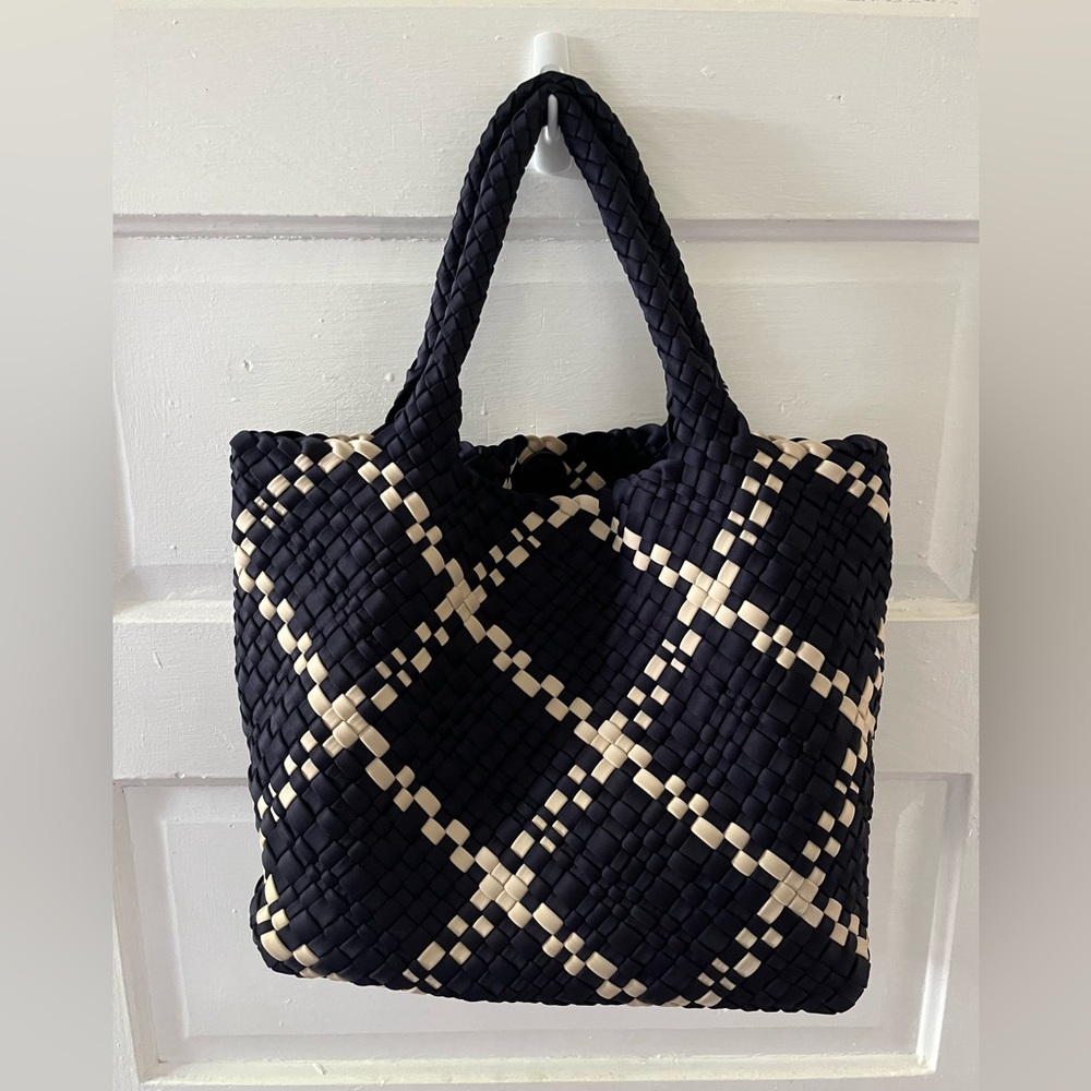Prenelove woven tote/ with clutch